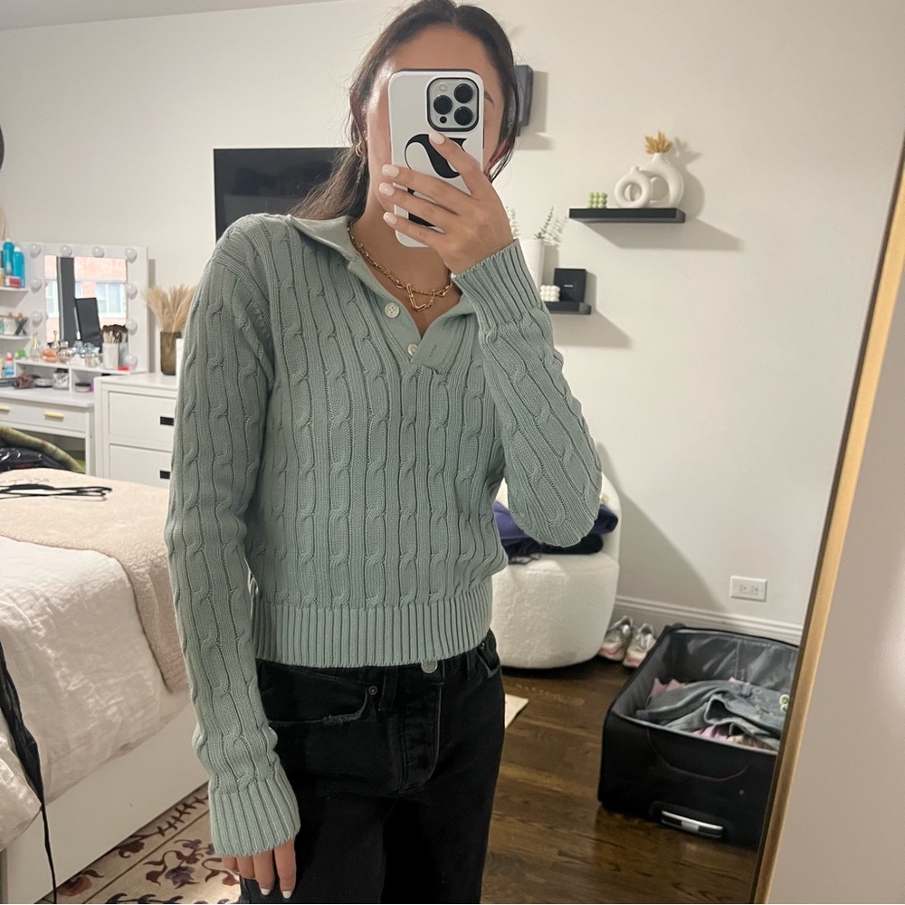 Brandy Melville Cable Knit Collared Long Sleeve Top